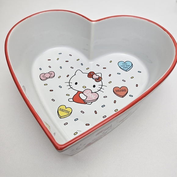 Hello Kitty Heart Shape Baking Dish - Picture 2 of 6